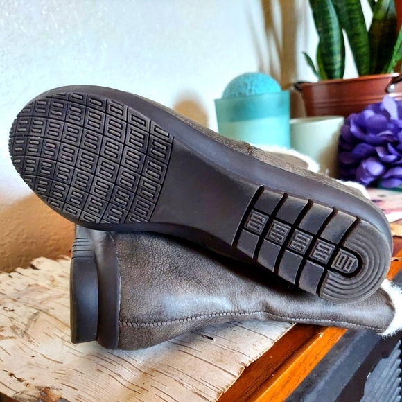 Cliffs by White Mountain Women's Boots Size 7 - Picture 6 of 9